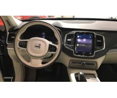 Volvo XC 90 XC90 Core, B5 (diesel) AWD, Diesel, 7 Asientos de 2023 con 18.389 Km por 62.500 EUR. en