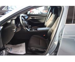 Mazda Mazda3 2.0 e-SKYACTIV-X ZENITH SAFETY  5P de 2020 con 46.425 Km por 24.500 EUR. en Pontevedra
