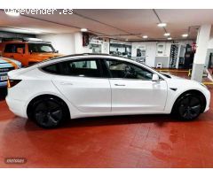 Tesla Model 3 3 Standard RWD Plus de 2019 con 99.000 Km por 28.000 EUR. en Madrid