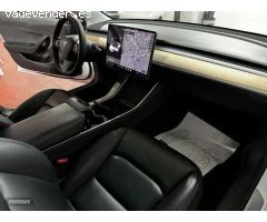 Tesla Model 3 3 Standard RWD Plus de 2019 con 99.000 Km por 28.000 EUR. en Madrid