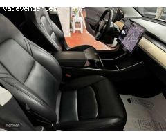 Tesla Model 3 3 Standard RWD Plus de 2019 con 99.000 Km por 28.000 EUR. en Madrid