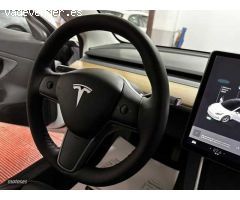 Tesla Model 3 3 Standard RWD Plus de 2019 con 99.000 Km por 28.000 EUR. en Madrid