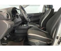 Hyundai i10 1.0 MPI Klass de 2023 con 14.390 Km por 15.490 EUR. en Tarragona