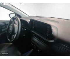 Hyundai Bayon 1.2 MPI Maxx de 2022 con 12.000 Km por 17.700 EUR. en Madrid