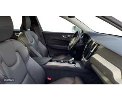 Volvo XC 60 XC60 B4 (D4) AWD Inscription Automatico de 2019 con 32.920 Km por 40.100 EUR. en Madrid