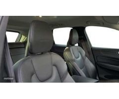 Volvo XC 60 XC60 B4 (D4) AWD Inscription Automatico de 2019 con 32.920 Km por 40.100 EUR. en Madrid