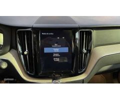 Volvo XC 60 XC60 B4 (D4) AWD Inscription Automatico de 2019 con 32.920 Km por 40.100 EUR. en Madrid