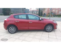 Renault Megane 1.2i 115CV GT 70.000 KMS de 2014 con 70.000 Km por 8.950 EUR. en Madrid