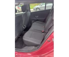 Renault Megane 1.2i 115CV GT 70.000 KMS de 2014 con 70.000 Km por 8.950 EUR. en Madrid