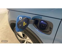 Volvo XC40 XC40 Recharge Core, T4 plug-in hybrid, Electrico/Gasolina, Bright de 2023 con 330 Km por