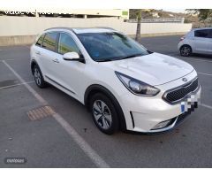 Kia Niro PHEV Emotion de 2020 con 21.000 Km por 19.000 EUR. en Las Palmas