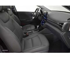 Hyundai Ioniq 1.6 GDI Style de 2021 con 16.000 Km por 26.900 EUR. en Palencia