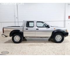 Nissan NP300 Navara Pickup doble  cabina de 2007 con 188.000 Km por 8.500 EUR. en Sevilla