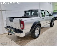 Nissan NP300 Navara Pickup doble  cabina de 2007 con 188.000 Km por 8.500 EUR. en Sevilla