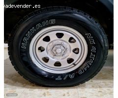 Nissan NP300 Navara Pickup doble  cabina de 2007 con 188.000 Km por 8.500 EUR. en Sevilla