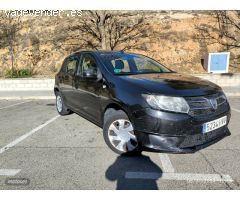 Dacia Sandero Laureate de 2014 con 260.000 Km por 3.500 EUR. en Alicante