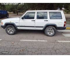 Jeep Cherokee 2.5 TD SPORT 115 CV. de 1998 con 209.000 Km por 3.500 EUR. en Murcia