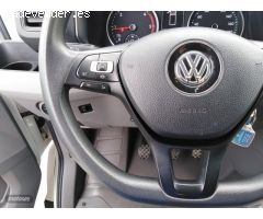 Volkswagen Crafter 35 CHASIS CABINA 2.0 TDI CARROZADO 140CV de 2020 con 97.001 Km por 35.900 EUR. en