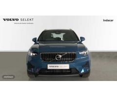 Volvo XC40 XC40 Recharge Core, T4 plug-in hybrid, Electrico/Gasolina, Bright de 2023 con 340 Km por
