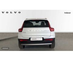 Volvo XC40 XC40 Recharge Plus, T5 plug-in hybrid, Electrico/Gasolina, Bright de 2023 con 65 Km por 5