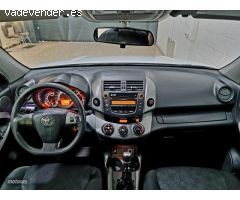 Toyota RAV 4 Active 4x4 de 2012 con 150.000 Km por 11.500 EUR. en Sevilla
