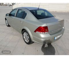 Opel Astra 1.7 TDCI de 2008 con 234.000 Km por 2.500 EUR. en Malaga