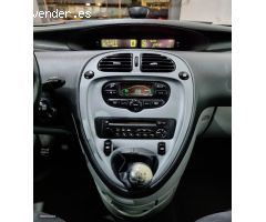 Citroen Xsara Picasso 1.6 hdi sx de 2008 con 180.000 Km por 4.000 EUR. en Sevilla