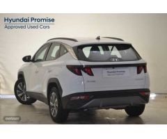 Hyundai Tucson 1.6 TGDI Maxx 4x2 de 2022 con 10.819 Km por 27.600 EUR. en Barcelona