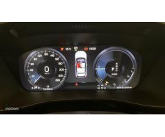 Volvo XC40 XC40 Recharge Core, T4 plug-in hybrid, Electrico/Gasolina, Bright de 2023 con 3 Km por 45