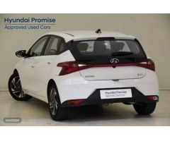 Hyundai i20 1.0 TGDI Klass 100 de 2023 con 9.065 Km por 18.100 EUR. en Navarra