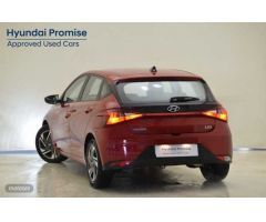 Hyundai i20 1.0 TGDI Klass 48V 100 de 2023 con 15 Km por 20.300 EUR. en Almeria