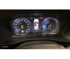Volvo XC40 XC40 Recharge Core, T4 plug-in hybrid, Electrico/Gasolina, Bright de 2023 con 13 Km por 4
