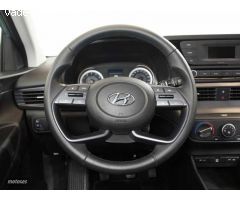 Hyundai Bayon 1.2 MPI Essence de 2022 con 3.600 Km por 15.990 EUR. en Cadiz