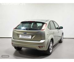 Ford Focus Focus 1.6TDCi Trend 109 de 2010 con 73.600 Km por 7.990 EUR. en Cadiz