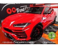 Lamborghini Urus 650CV FULL CARBON PACKAGE de 2020 con 13.775 Km por 340.000 EUR. en Madrid