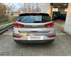 Hyundai i30 1.5 DPI Klass SLX 110 de 2023 con 14.071 Km por 19.990 EUR. en Pontevedra