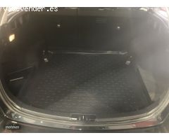 Toyota Auris HIBRIDO 1.80100 CV de 2016 con 118.000 Km por 14.500 EUR. en Tenerife
