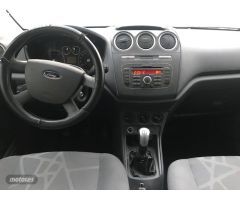 Ford Tourneo Connect 1.8 td de 2012 con 276.522 Km por 4.500 EUR. en Barcelona