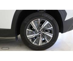 Hyundai Tucson 1.6 TGDI Maxx 4x2 de 2022 con 16.300 Km por 26.200 EUR. en Sevilla