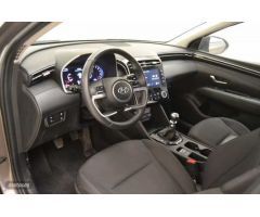 Hyundai Tucson 1.6 TGDI Klass 4x2 de 2022 con 16.805 Km por 25.100 EUR. en Sevilla