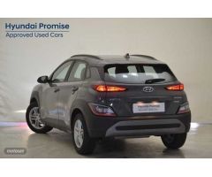 Hyundai Kona 1.0 TGDI Maxx 4x2 de 2023 con 17.268 Km por 20.900 EUR. en Almeria