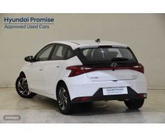 Hyundai i20 1.0 TGDI Klass 100 de 2023 con 13.190 Km por 18.990 EUR. en A Coruna