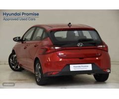 Hyundai i20 1.0 TGDI Klass 100 de 2023 con 14.360 Km por 16.000 EUR. en Sevilla