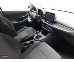 Hyundai i30 1.0 TGDI Klass Max de 2019 con 56.910 Km por 14.999 EUR. en Madrid