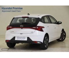 Hyundai i20 1.0 TGDI Klass 100 de 2023 con 6.800 Km por 16.050 EUR. en Sevilla
