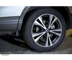 Nissan Qashqai 1.6 Dig-t N-connecta 4x2 de 2018 con 79.469 Km por 16.190 EUR. en Madrid