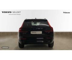 Volvo XC 60 2.0 B4 D CORE AUTO 197 5P de 2023 con 1 Km por 49.995 EUR. en Valladolid