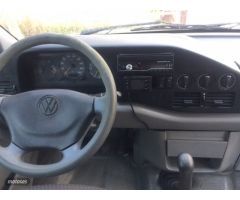 Volkswagen LT 35 TA 2.5 CAMPERIZADA 6 PLAZAS de 1999 con 271.466 Km por 10.500 EUR. en Barcelona