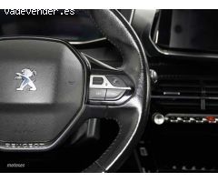 Peugeot 208 1.2 Puretech S&S Allure 100 de 2019 con 70.950 Km por 13.490 EUR. en Cadiz