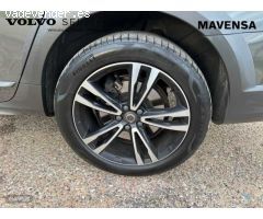 Volvo V 90 V90 Cross Country Pro D4 AWD Automatico de 2019 con 135.667 Km por 31.900 EUR. en Badajoz